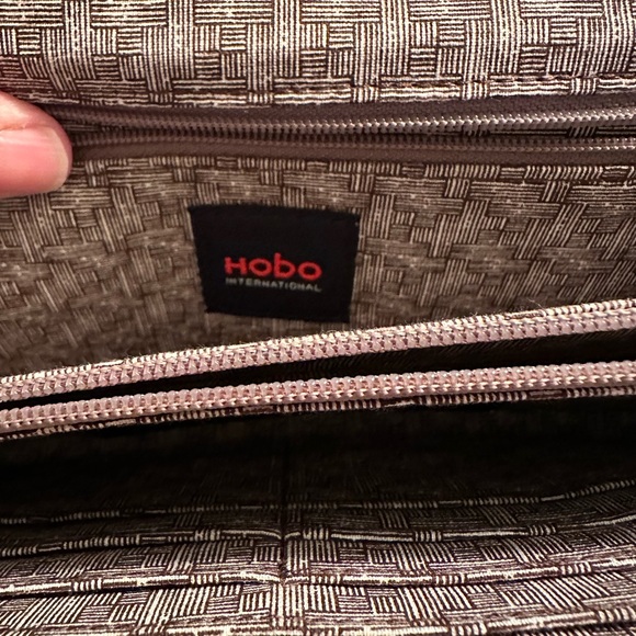 Hobo black leather clutch. Like new condition - Picture 6 of 9